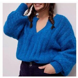 Pilcro Anthropologie Blue v neck Sweater size Medium oversized fuzzy boho boxy